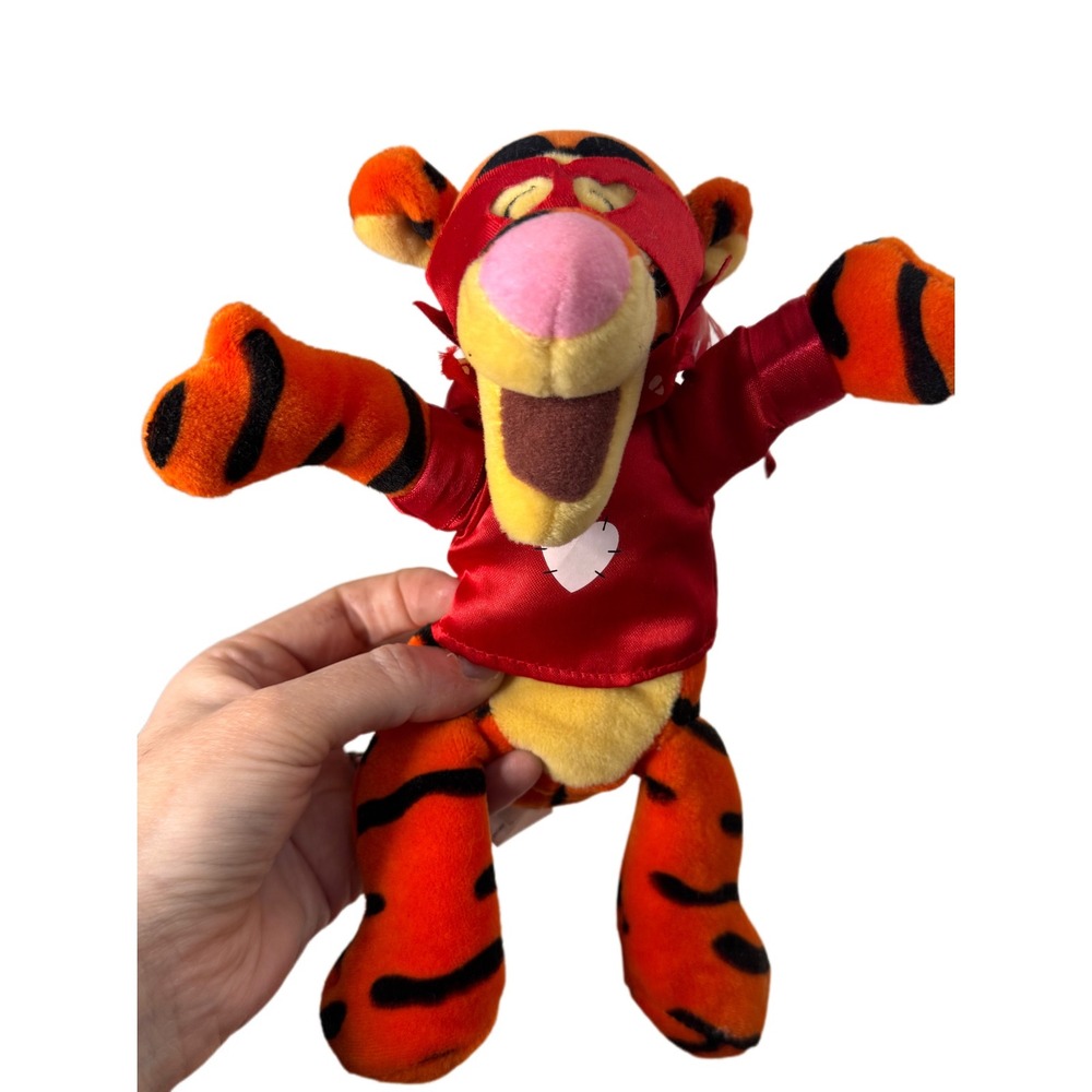 Disney Masked Tigger Super Lover‎ Tigger Winnie The Pooh Red Hearts Cape